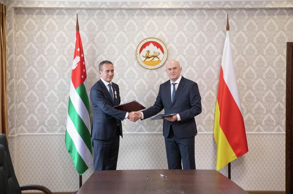 Подписание Плана консультаций между МИД РЮО и МИД Абхазии на 2026-2027 гг - Sputnik Южная Осетия