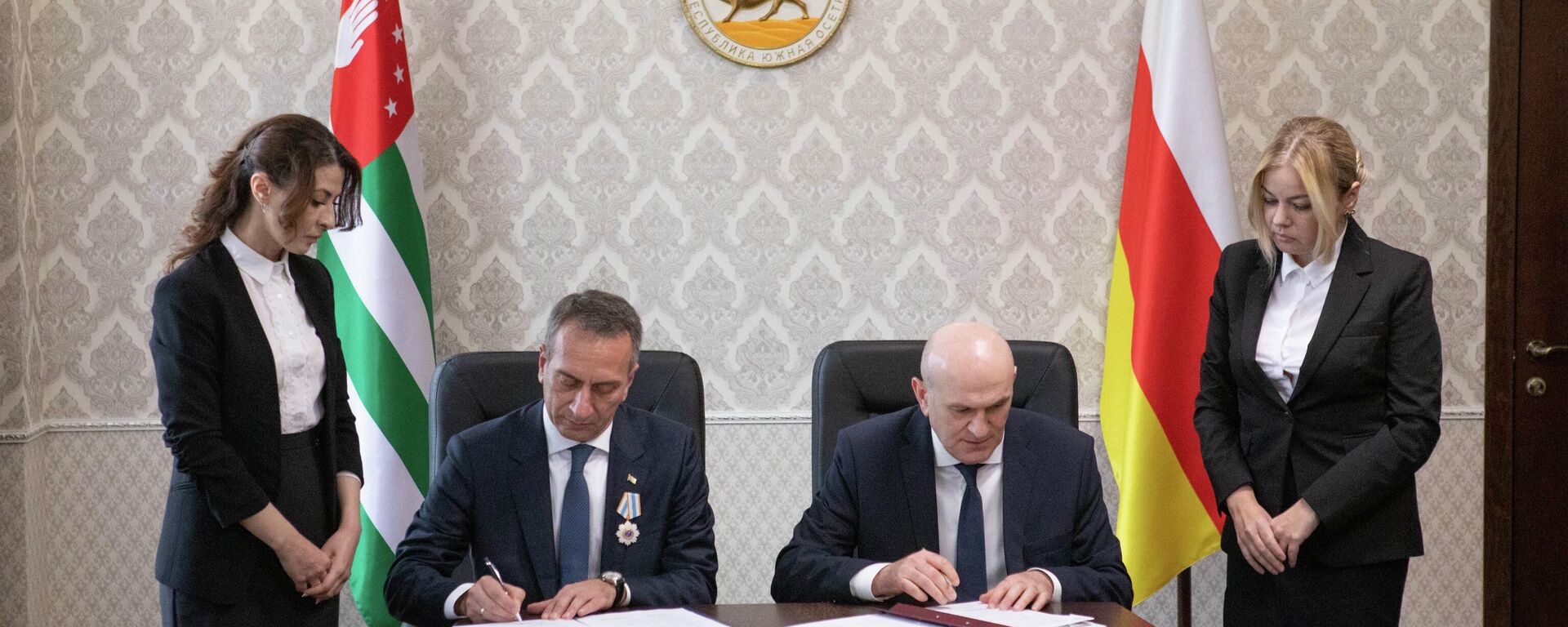 Подписание Плана консультаций между МИД РЮО и МИД Абхазии на 2026-2027 гг - Sputnik Южная Осетия, 1920, 17.02.2026