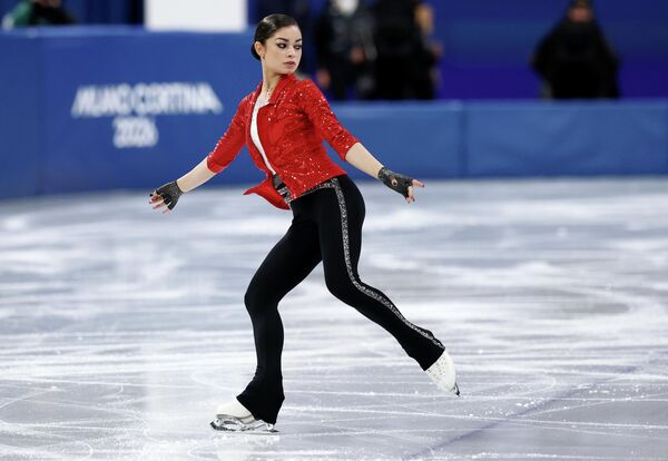 Российская фигуристка Аделия Петросян выступает на XXV зимних Олимпийских играх в Милане - Sputnik Южная Осетия