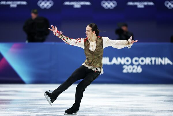 Российский фигурист Петр Гуменник выступает на XXV зимних Олимпийских играх в Милане - Sputnik Южная Осетия