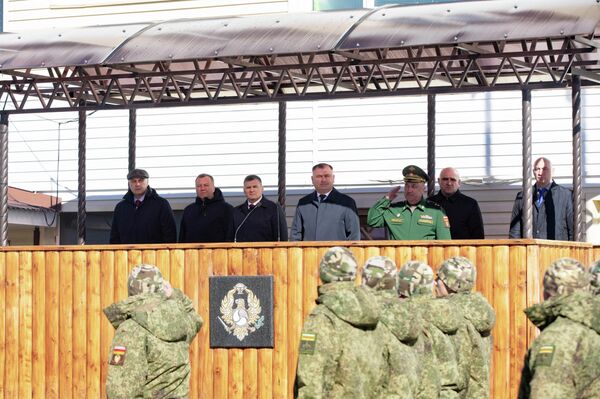 Президент Алан Гаглоев передал Министерству обороны РЮО партию современных дронов Президент Алан Гаглоев передал Министерству обороны РЮО партию современных дронов - Sputnik Южная Осетия