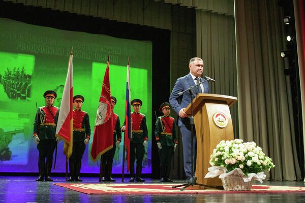 Торжественное собрание посвященное Дню защитника Отечества - Sputnik Южная Осетия