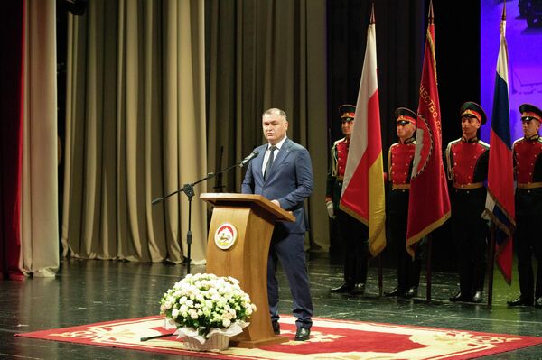 Торжественное собрание посвященное Дню защитника Отечества - Sputnik Южная Осетия