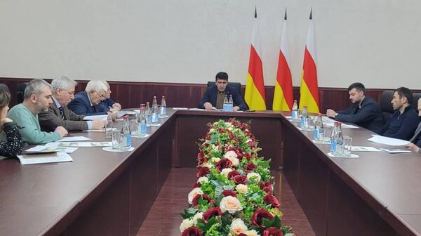 Заседание рабочей группы по выпуску памятных банкнот Нацбанка РЮО - Sputnik Южная Осетия