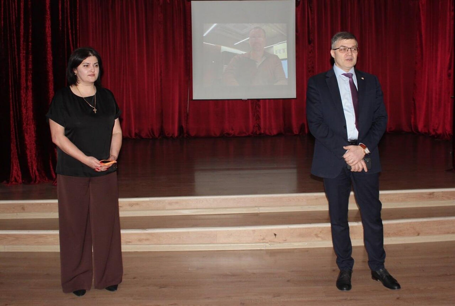 
В Цхинвале прошел показ фильма о легендарной Буханке в рамках фестиваля RT.Док - Sputnik Южная Осетия, 1920, 21.02.2026