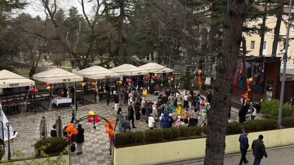 В Цхинвале отмечают масленицу - Sputnik Южная Осетия