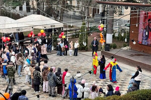 Празднование Масленицы в Цхинвале - Sputnik Южная Осетия