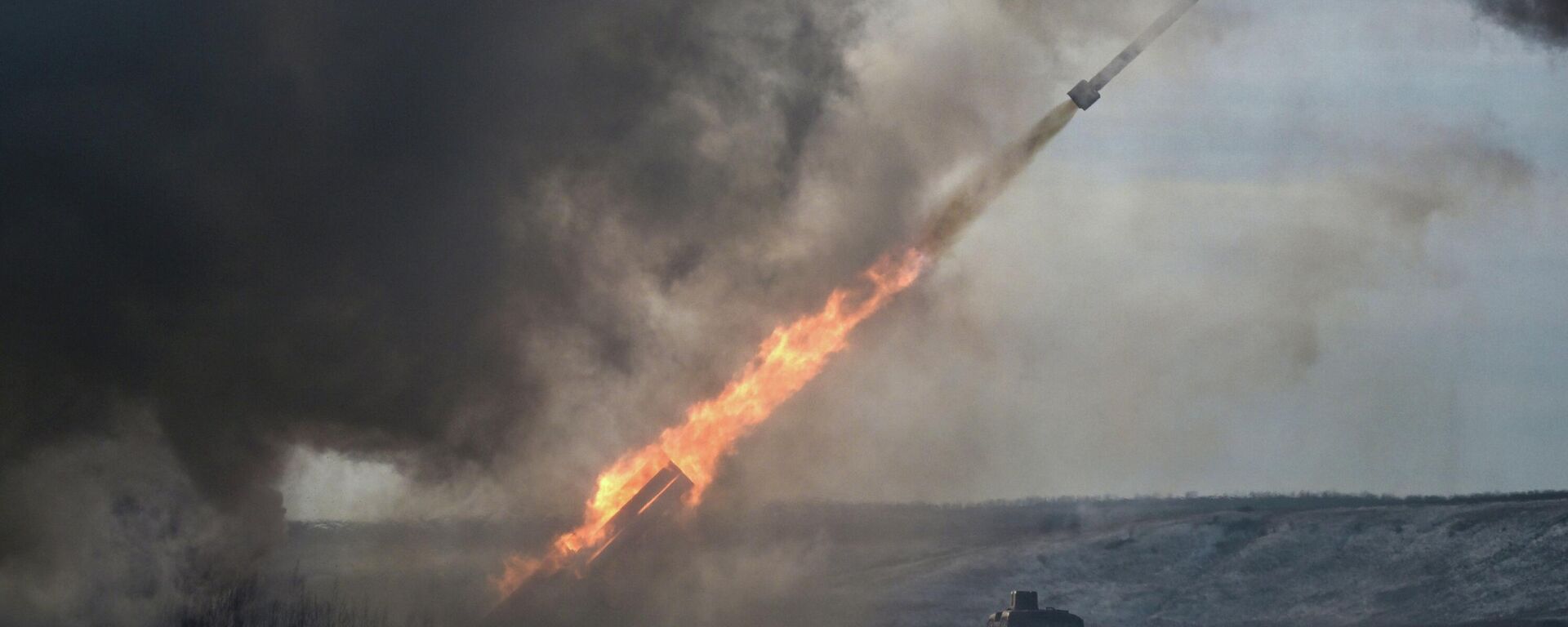 Боевая работа реактивной артиллерии ВС России в зоне СВО. Архивное фото  - Sputnik Южная Осетия, 1920, 25.02.2026