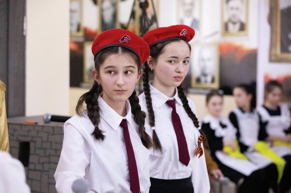 В Дзауской средней школе Республики Южная Осетия открыли Музей боевой славы - Sputnik Южная Осетия