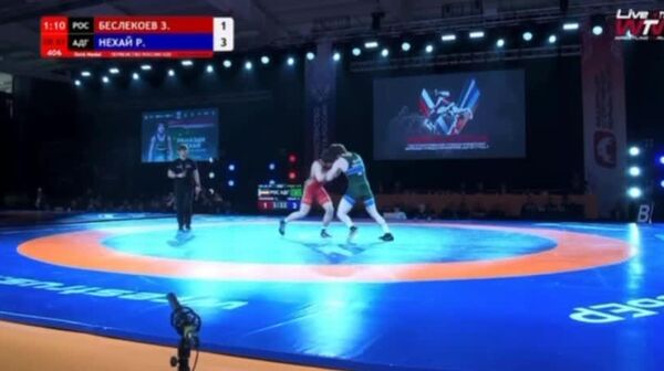 Заур Беслекоев взял серебро на юниорском первенстве России по греко-римской борьбе - Sputnik Южная Осетия