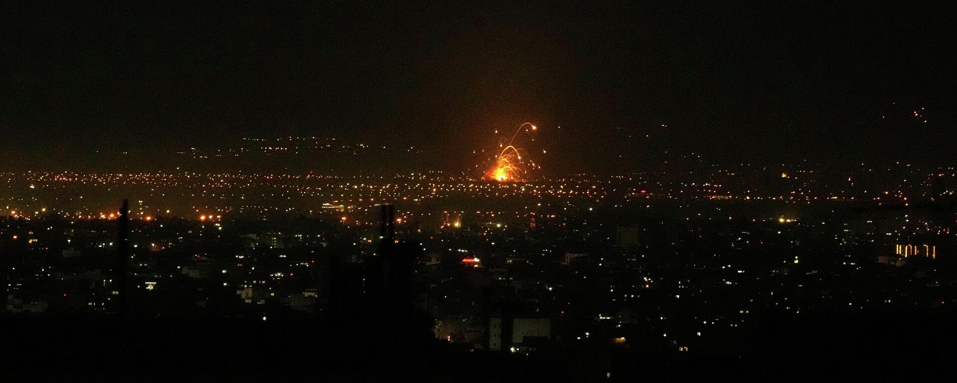 Взрыв в Тегеране, Иран - Sputnik Южная Осетия, 1920, 02.03.2026