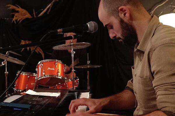 В Цхинвале в национальном арт-пространстве Южный портал стартовал музыкальный фестиваль - Sputnik Южная Осетия