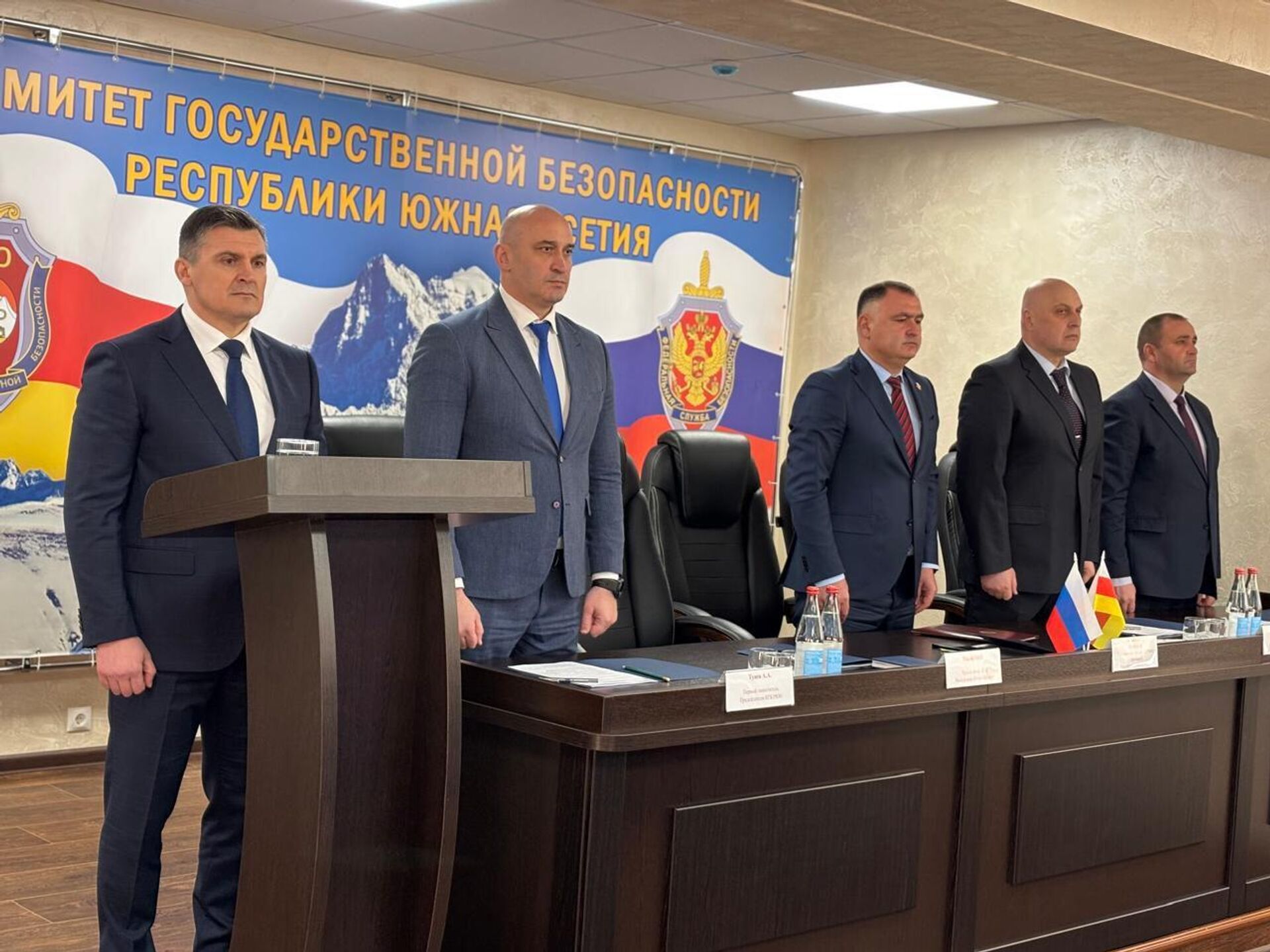 Президент Алан Гаглоев принял участие в заседании коллегии КГБ РЮО - Sputnik Южная Осетия, 1920, 03.03.2026