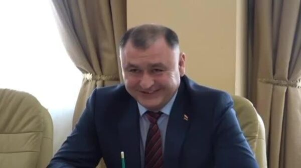 Гаглоев: социальные гарантии продолжают расти, несмотря на трудности - Sputnik Южная Осетия