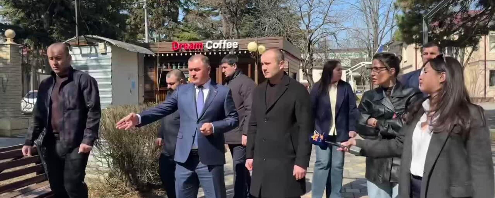 Президент Алан Гаглоев дал ряд поручений по благоустройству Пионерского парка в Цхинвале - Sputnik Южная Осетия, 1920, 12.03.2026