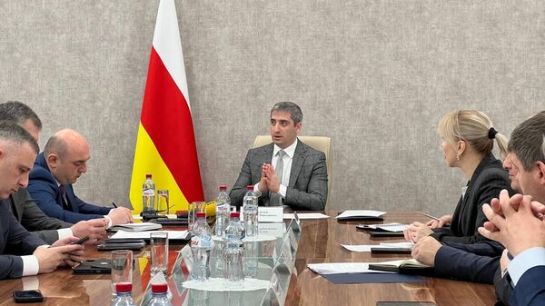 Совещание в правительстве Южной Осетии  - Sputnik Южная Осетия