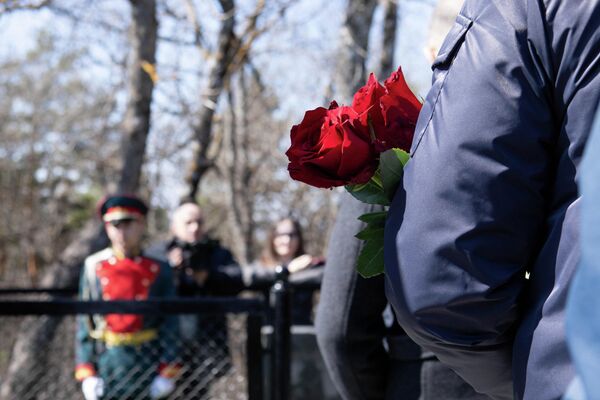 В Южной Осетии почтили память жертв Ередской трагедии - Sputnik Южная Осетия