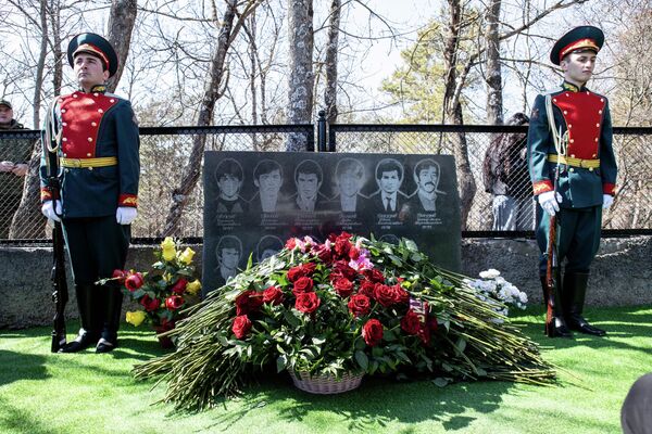 В Южной Осетии почтили память жертв Ередской трагедии - Sputnik Южная Осетия