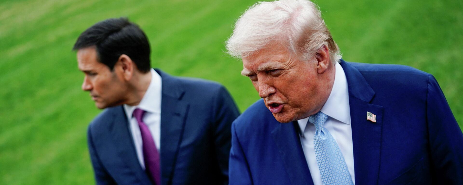 США Президент Дональд Трамп выступает перед СМИ - Sputnik Южная Осетия, 1920, 23.03.2026