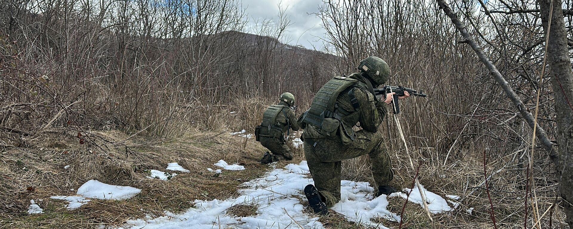 Учения разведчиков российской военной базы в Южной Осетии  - Sputnik Южная Осетия, 1920, 24.03.2026