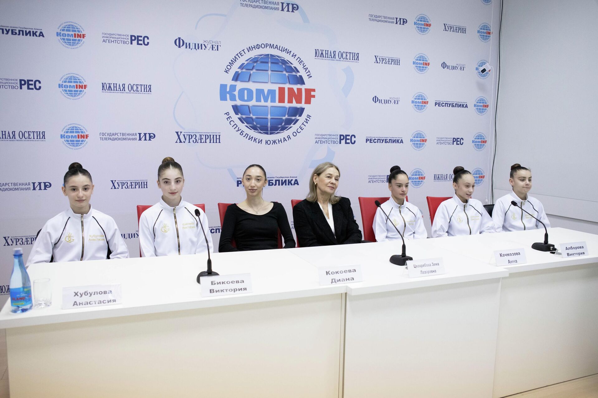 Пресс-конференция с гимнастками - Sputnik Южная Осетия, 1920, 26.03.2026