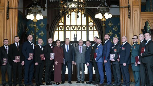 Глава МИД РФ Сергей Лавров вручил дипломы МГИМО ветеранам СВО - Sputnik Южная Осетия