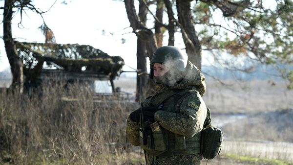 Боевая работа военнослужащих группировки войск Запад в ЛНР - Sputnik Южная Осетия