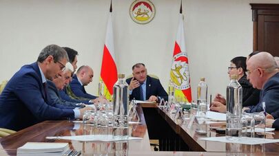 Заседание оргкомитета президентского конкурса биографических сочинений "Три столетия ратной славы воинов Южной Осетии"