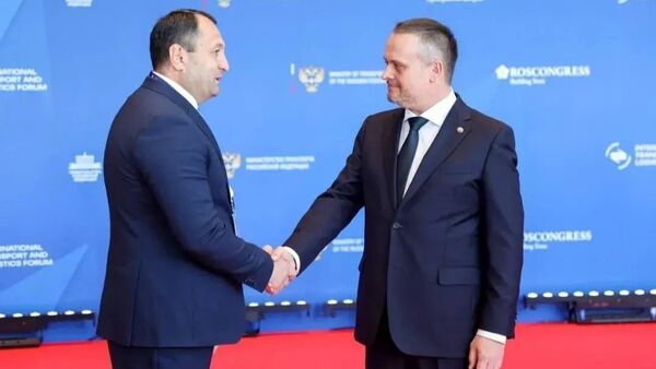 Южная Осетия развивает международное сотрудничество в транспортной и логистической сфере - Кабисов - Sputnik Южная Осетия