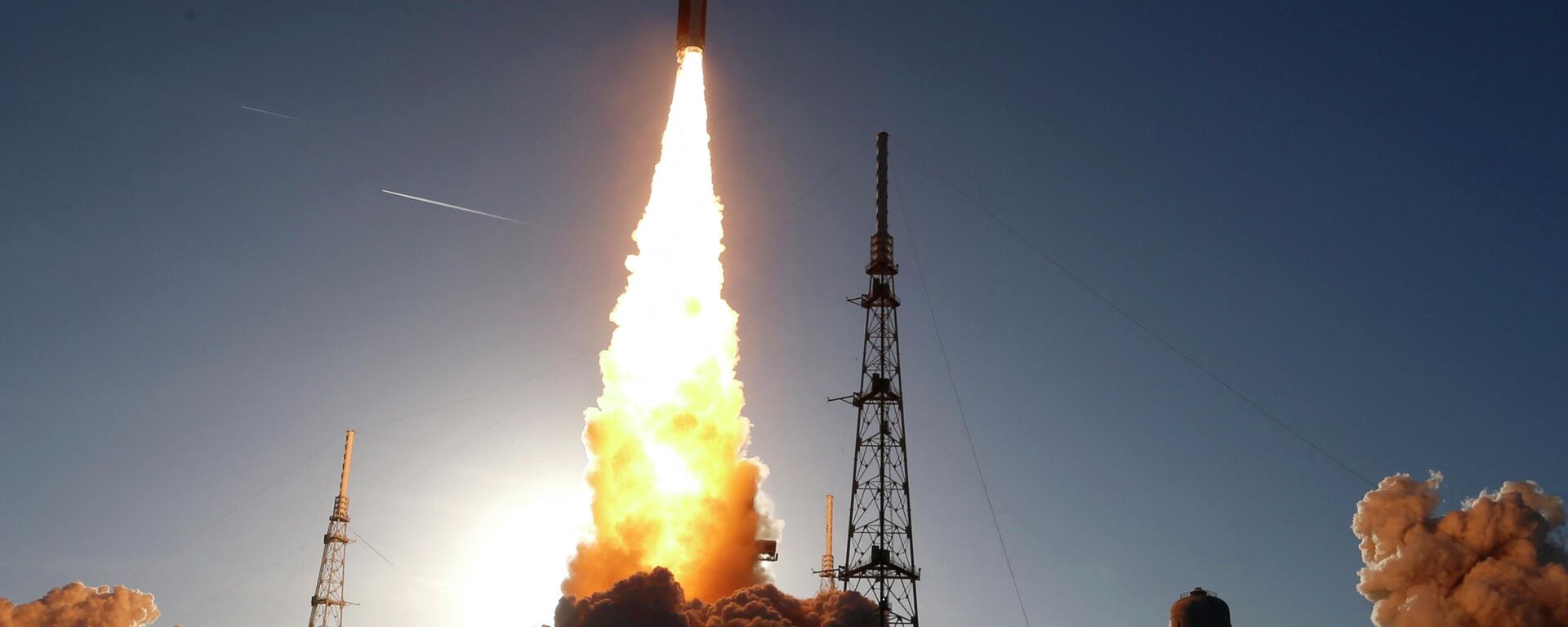 Космический корабль НАСА Артемида II стартует с космодрома имени Кеннеди в Кейп-Канаверал - Sputnik Южная Осетия, 1920, 02.04.2026