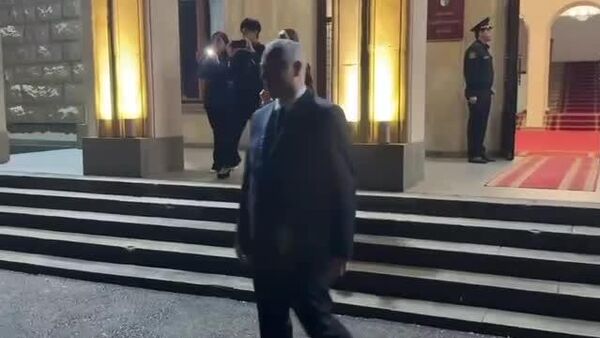 Алан Гаглоев и Бадра Гунба провели встречу в Абхазии - Sputnik Южная Осетия