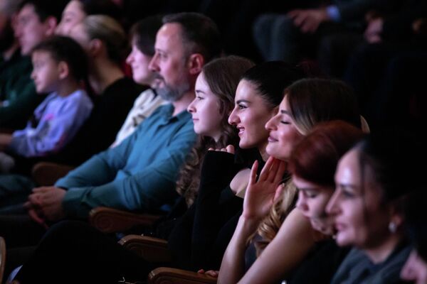 Спектакль Ма усы мад Спектакль Ма усы мад - Sputnik Южная Осетия