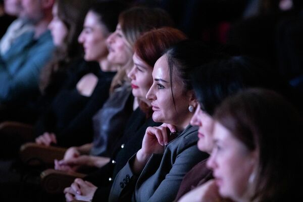 Спектакль Ма усы мад Спектакль Ма усы мад - Sputnik Южная Осетия