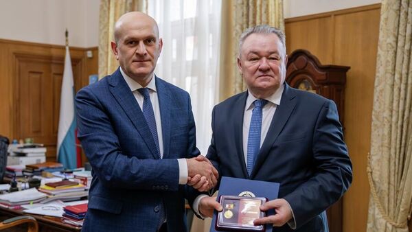 РХИ ФХМ сӕргълӕууӕг ӕрдзырдта ӕмархайдыл Мӕскуыйаг юридикон университеты ректоримӕ - Sputnik Хуссар Ирыстон