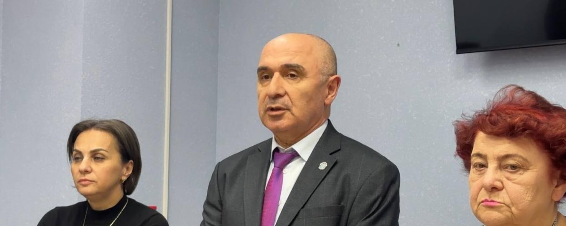 В ЮОГУ открылись курсы изучения осетинского языка им. Васо Абаева - Sputnik Южная Осетия, 1920, 07.04.2026