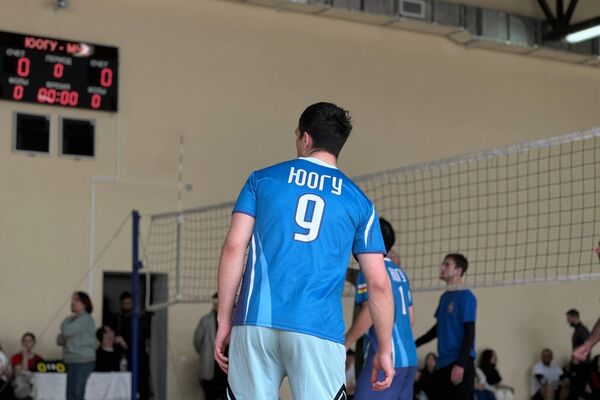 В Цхинвале стартовал ежегодный турнир по волейболу на кубок ректора ЮОГУ В Цхинвале стартовал ежегодный турнир по волейболу на кубок ректора ЮОГУ - Sputnik Южная Осетия