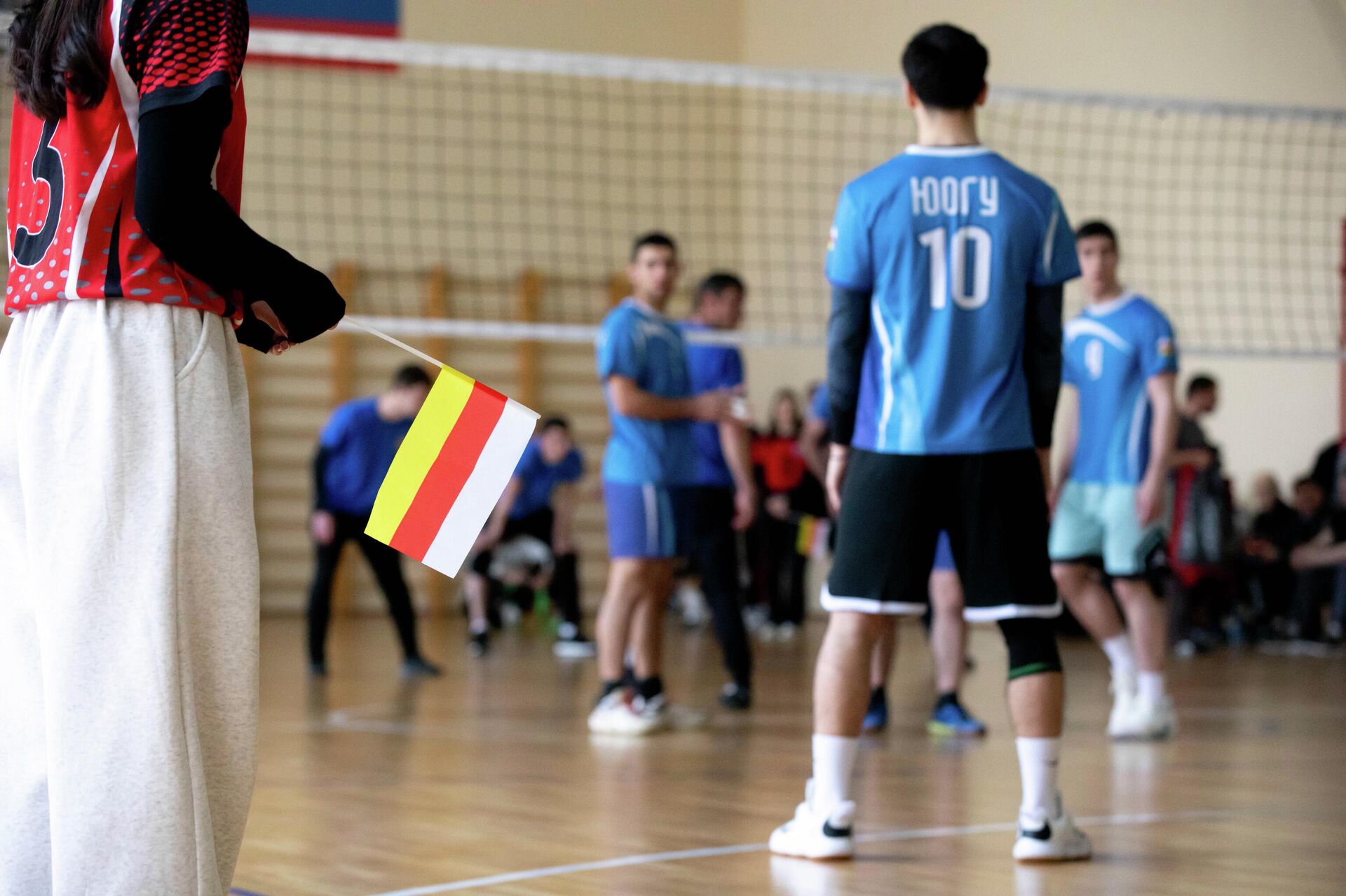 Открытый турнир по волейболу на Кубок ректора ЮОГУ среди мужчин Открытый турнир по волейболу на Кубок ректора ЮОГУ среди мужчин - Sputnik Южная Осетия, 1920, 08.04.2026