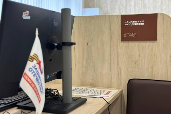 Президент Южной Осетии Алан Гаглоев оценил ход подготовки к открытию в республике филиала государственного фонда Защитники Отечества - Sputnik Южная Осетия