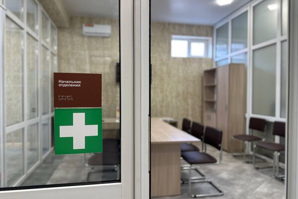 Президент Южной Осетии Алан Гаглоев оценил ход подготовки к открытию в республике филиала государственного фонда Защитники Отечества - Sputnik Южная Осетия