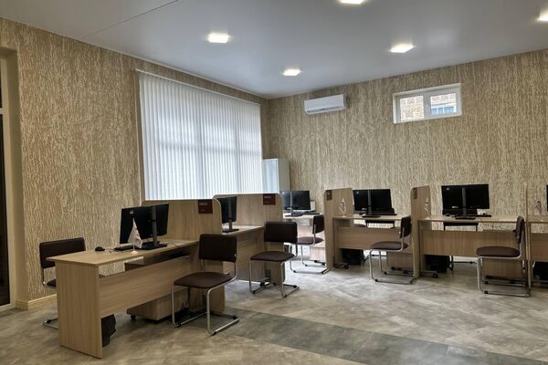 Президент Южной Осетии Алан Гаглоев оценил ход подготовки к открытию в республике филиала государственного фонда Защитники Отечества - Sputnik Южная Осетия