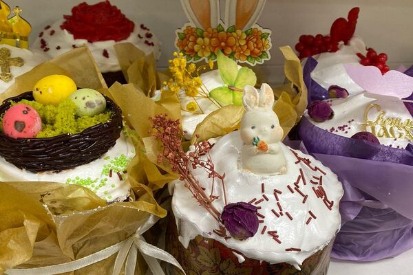 Пасхальные куличи кондитерского дома Анечка Пасхальные куличи кондитерского дома Анечка - Sputnik Южная Осетия