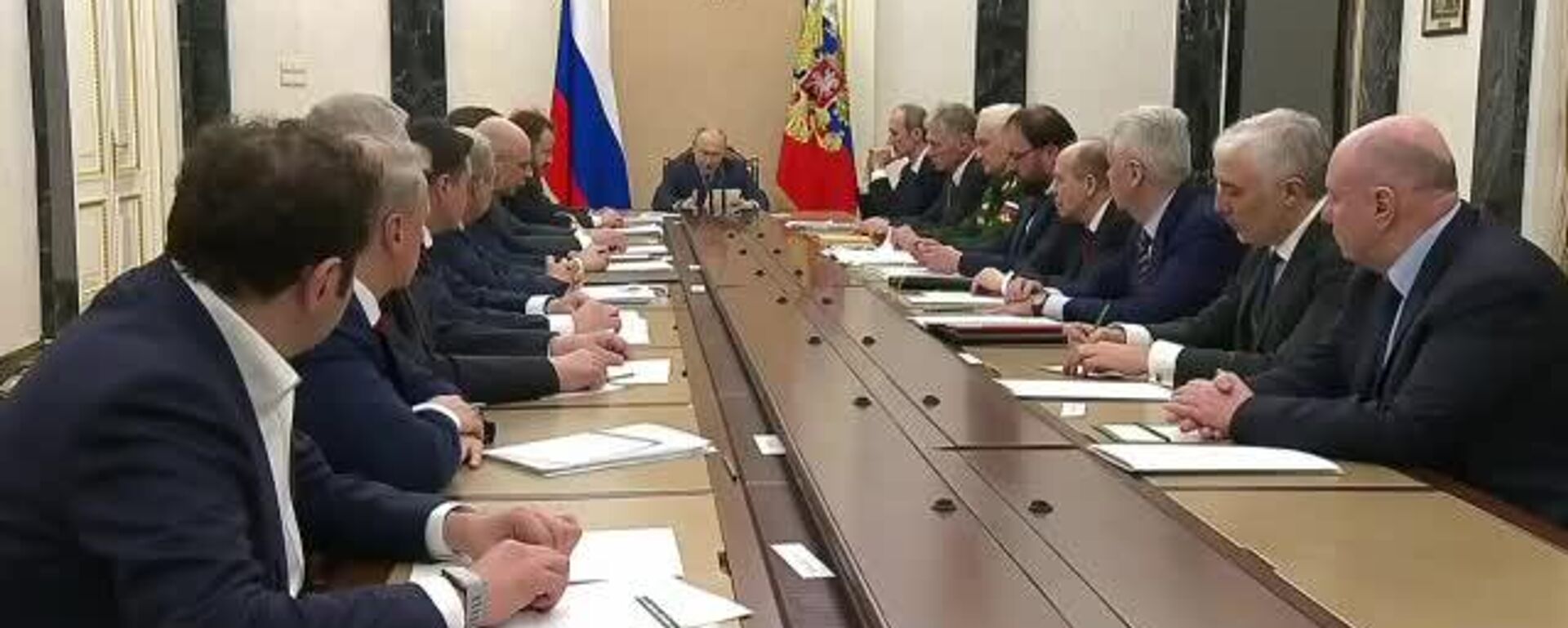 Путин: только при наличии собственных ИИ-моделей Россия сможет идти вперед и гарантировать безопасность - Sputnik Южная Осетия, 1920, 10.04.2026