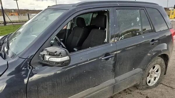 Автомобиль после атаки украинского БПЛА во время пасхального перемирия - Sputnik Южная Осетия