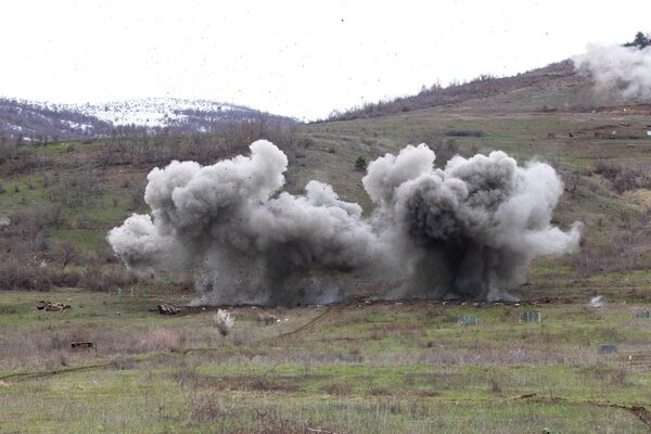 Войсковые учения на полигоне - Sputnik Южная Осетия