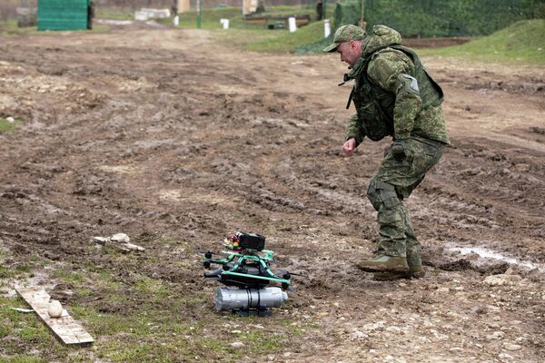 Войсковые учения на полигоне - Sputnik Южная Осетия