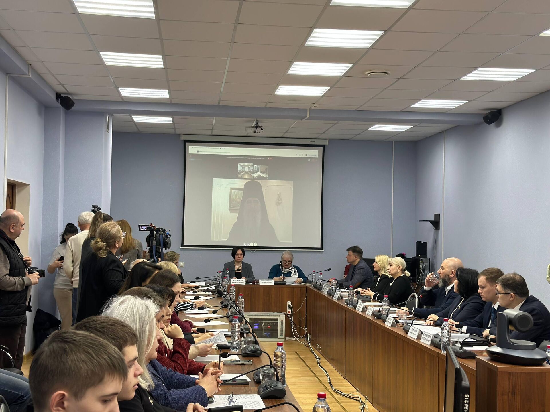 В ЮОГУ прошла XVII Международная научная конференция Государство, Церковь, право: конституционно-правовые, государствоведческие и богословские проблемы. В ЮОГУ прошла XVII Международная научная конференция Государство, Церковь, право: конституционно-правовые, государствоведческие и богословские проблемы. - Sputnik Южная Осетия, 1920, 15.04.2026