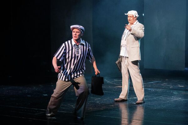 Мастер и Маргарита Московского художественного академического театра им. Горького на сцене Госдрамтеатра Южной Осетии - Sputnik Южная Осетия