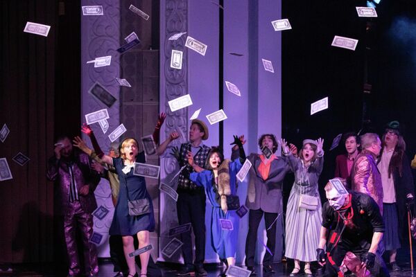 Мастер и Маргарита Московского художественного академического театра им. Горького на сцене Госдрамтеатра Южной Осетии - Sputnik Южная Осетия