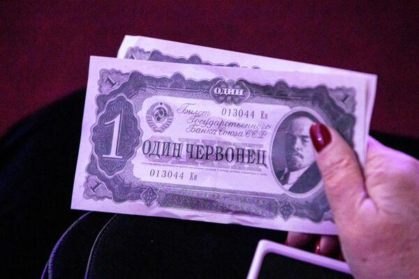 Мастер и Маргарита Московского художественного академического театра им. Горького на сцене Госдрамтеатра Южной Осетии - Sputnik Южная Осетия