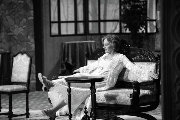 Васса Железнова Московского художественного академического театра им. Горького на сцене Госдрамтеатра Южной Осетии - Sputnik Южная Осетия